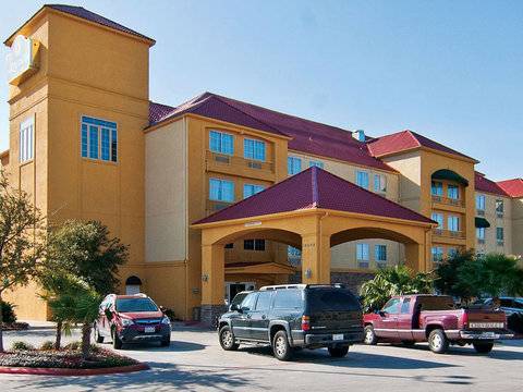 Hotel La Quinta By Wyndham North Stone Oak 3*